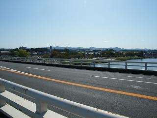 02100s.jpg 800x600 129KB 