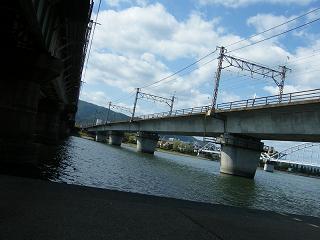 01002s.jpg 800x600 143KB 