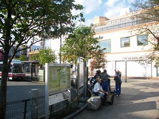 a001s.jpg 800x600 232KB 