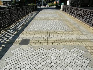 211079s.jpg 800x600 266KB 