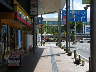 10051s.jpg 800x600 177KB 