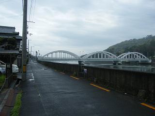 04069s.jpg 800x600 118KB 